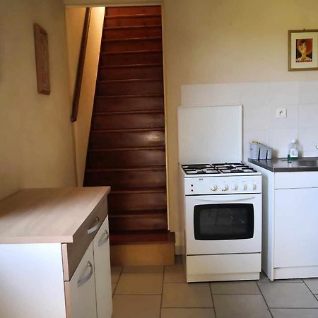 Petit Gite Ou Chambre D'Hotes 2/4 Personnes Buffieres المظهر الخارجي الصورة